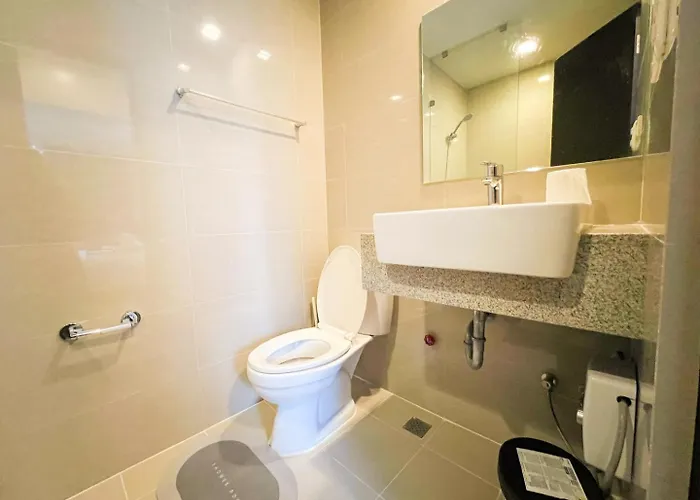 Holiday home Stylish 1br Prime Bgc Uptown Near Hyatt #upt119c Manila