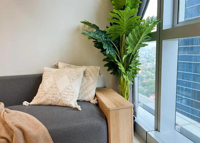 Stylish 1br Prime Bgc Uptown Near Hyatt #upt119c Holiday home
