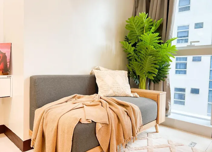 Stylish 1br Prime Bgc Uptown Near Hyatt #upt119c Holiday home *