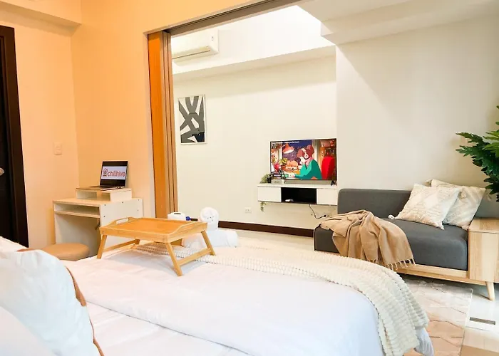 Stylish 1br Prime Bgc Uptown Near Hyatt #upt119c *