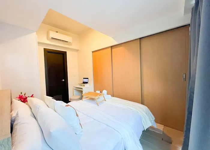 Stylish 1br Prime Bgc Uptown Near Hyatt #upt119c Holiday home